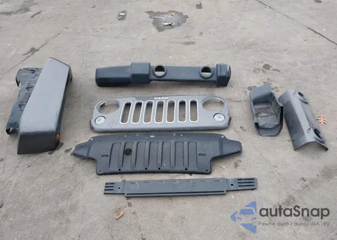 2017 Jeep Wrangler Unlimited Sahara 4X4 из США, поврежденный, VIN 1C4BJWEG0HL730077